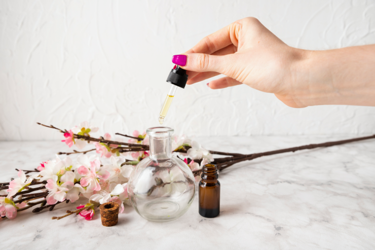 Read more about the article How to Make Your Perfume Last All Day
